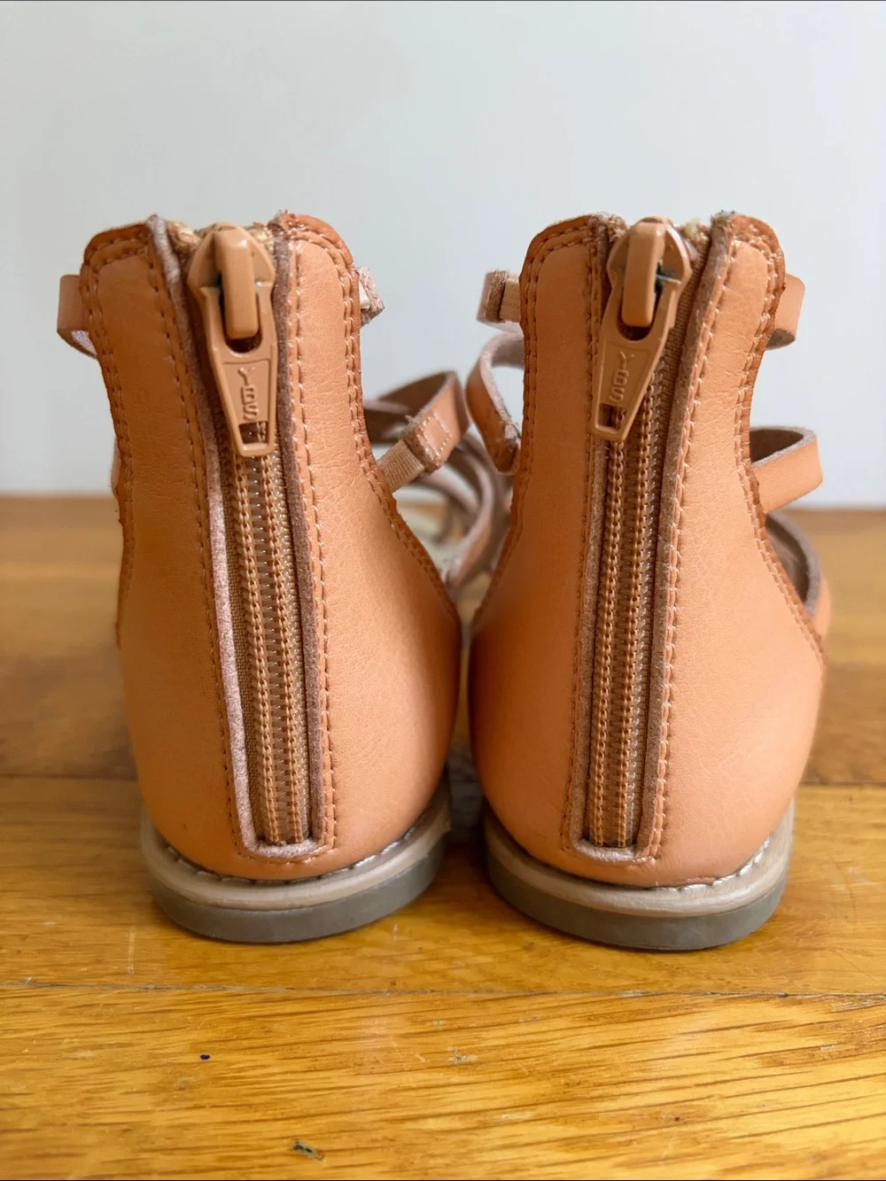 Size 2 Big Girl Summer Sandals Faux Leather Cage Gladiator Strappy Shoes